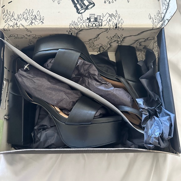 Banana Republic Leather Platform Dress Heel - Picture 3 of 13